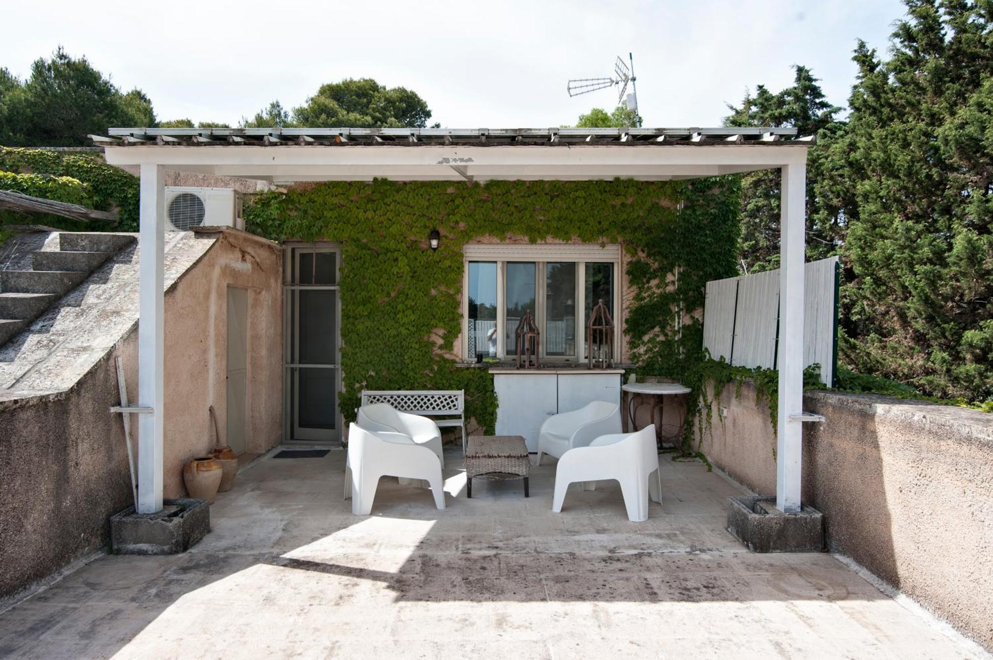 Villa Tenuta Chimeta - Peace Retreat Castrignano de' Greci Exterior foto